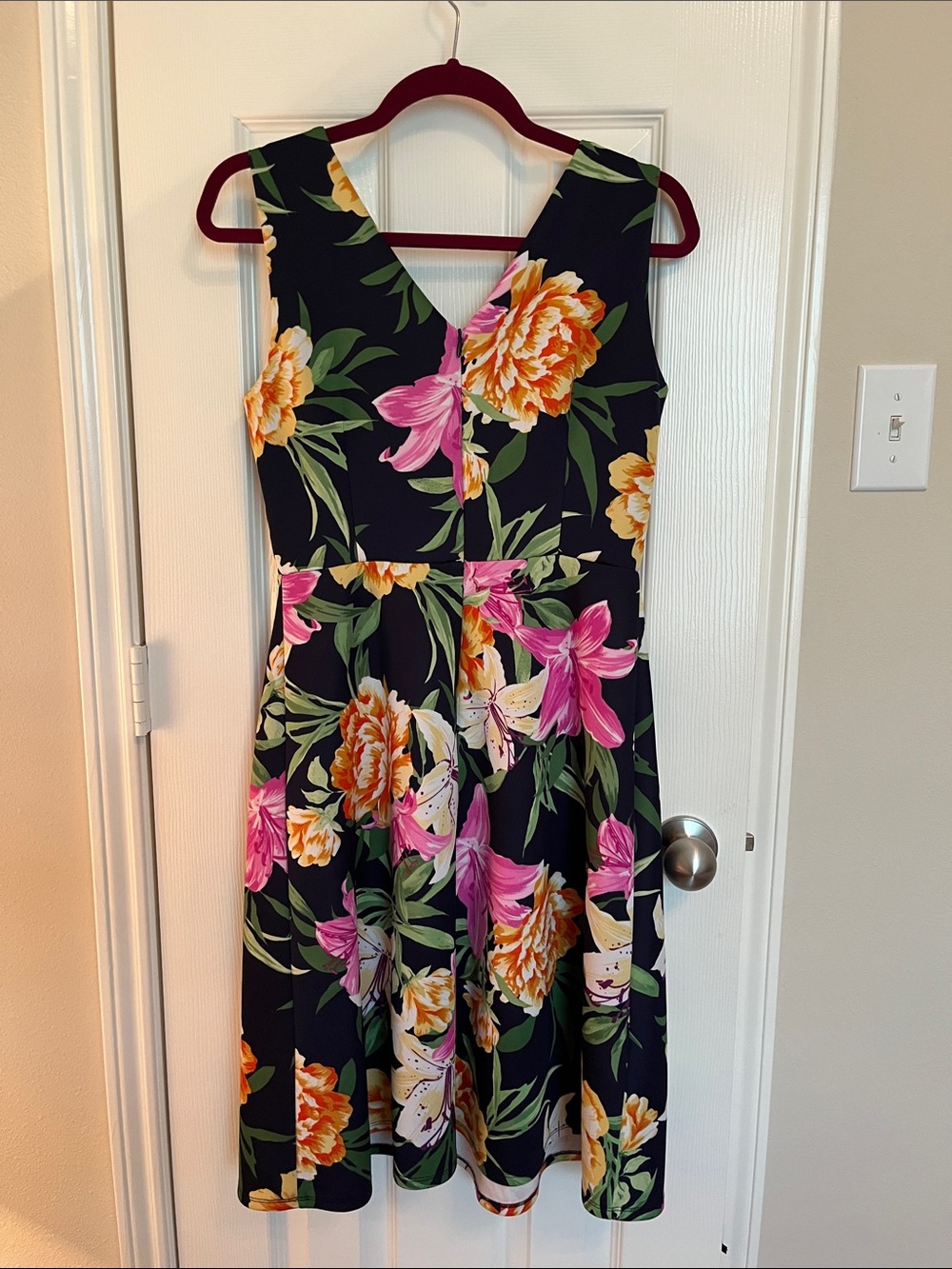 Enfocus Studio Tropical Dress - Picture 5 of 9